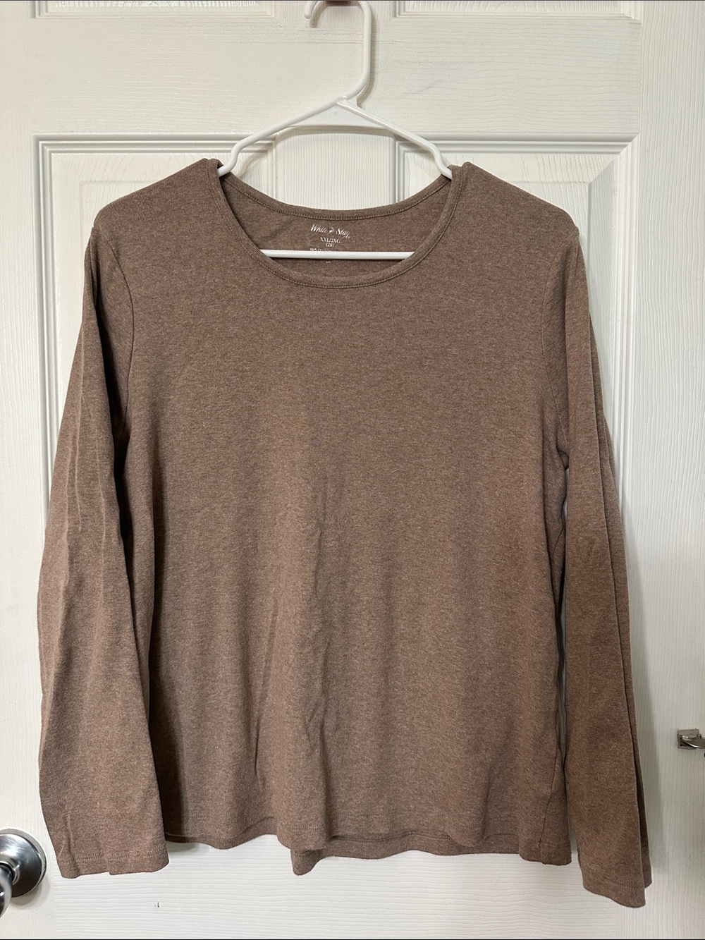 White Stag Taupe/Brown Long-Sleeve Crewneck Top